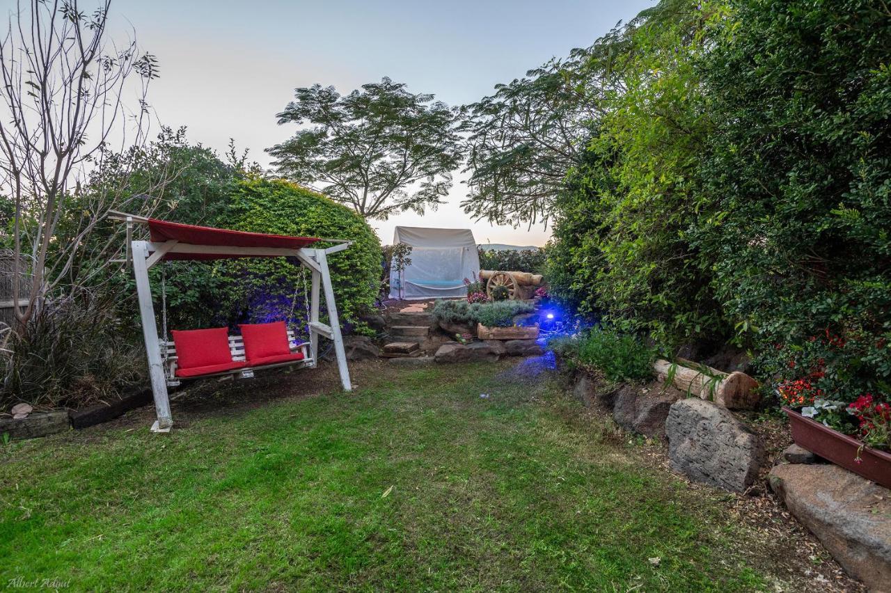 Villa Ahavtia - לזוגות ומשפחות Had Nes Exterior foto